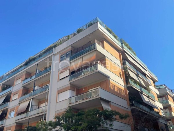 appartamento in vendita a Roma in zona Ostia