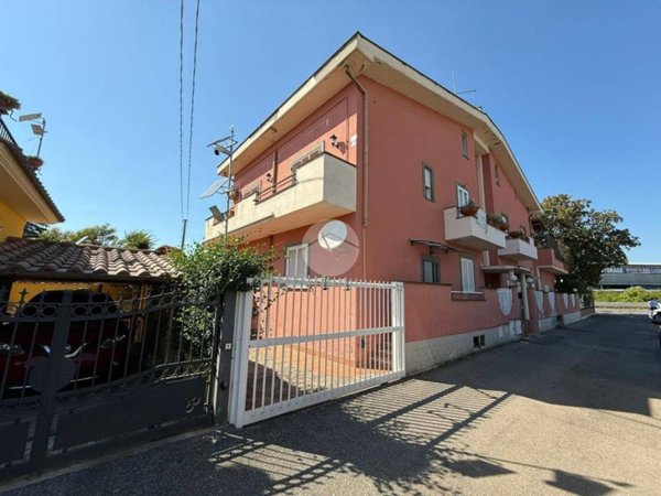appartamento in vendita a Roma in zona Borghesiana