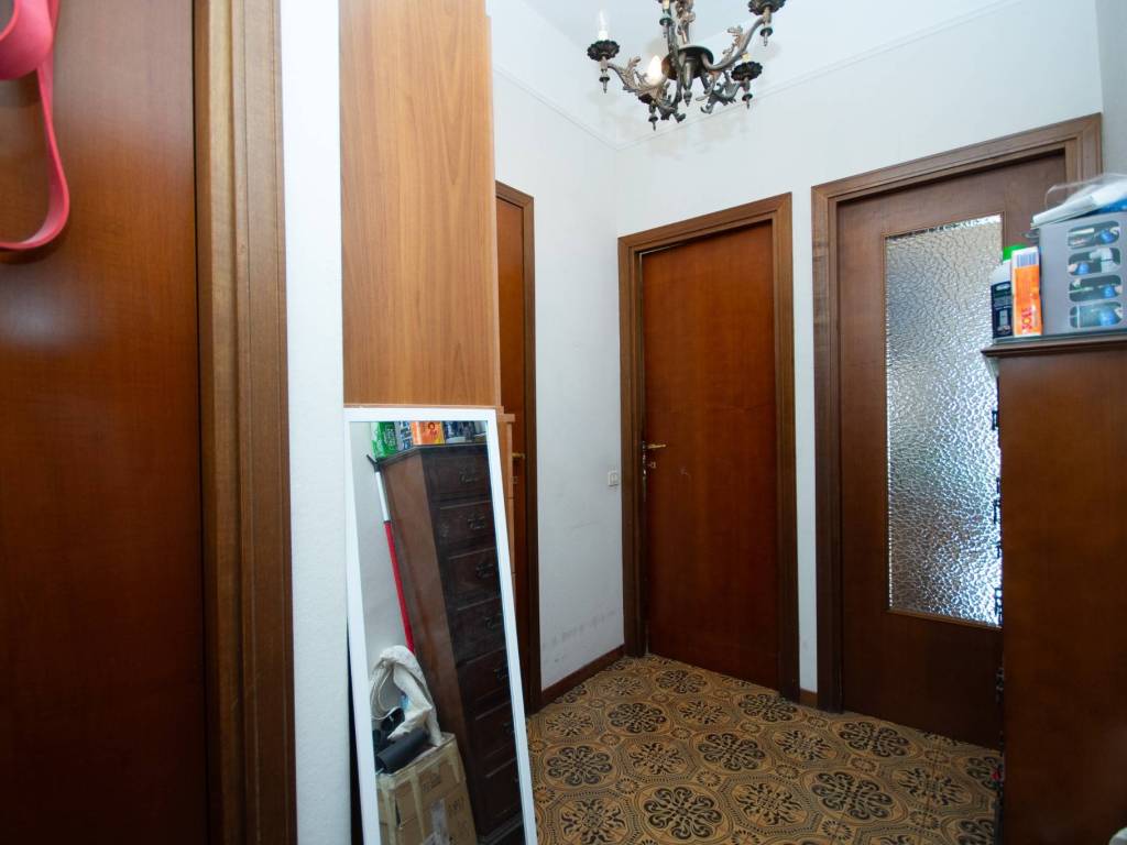 appartamento in vendita a Roma in zona Ostiense