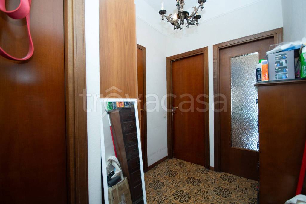 appartamento in vendita a Roma in zona Ostiense