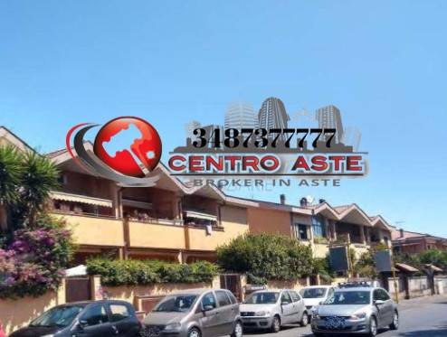 appartamento in vendita a Roma in zona Ostia