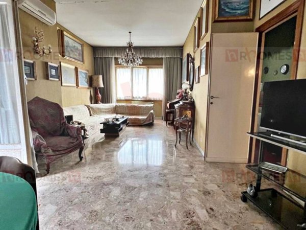 appartamento in vendita a Roma in zona Appio Claudio