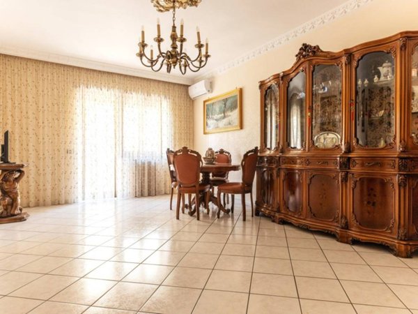 appartamento in vendita a Roma in zona Prenestino-Centocelle