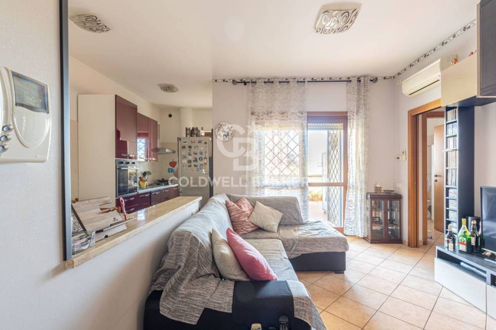 appartamento in vendita a Roma in zona Valle Muricana