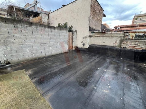 appartamento in vendita a Roma in zona Appio Claudio