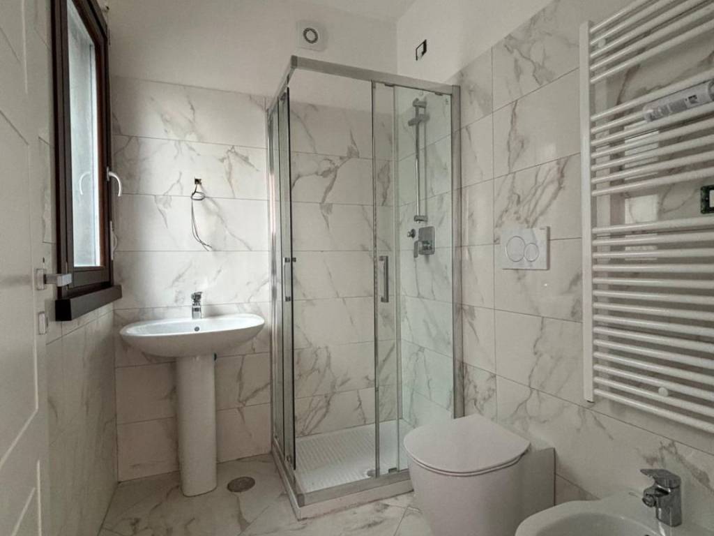appartamento in vendita a Roma in zona Romanina