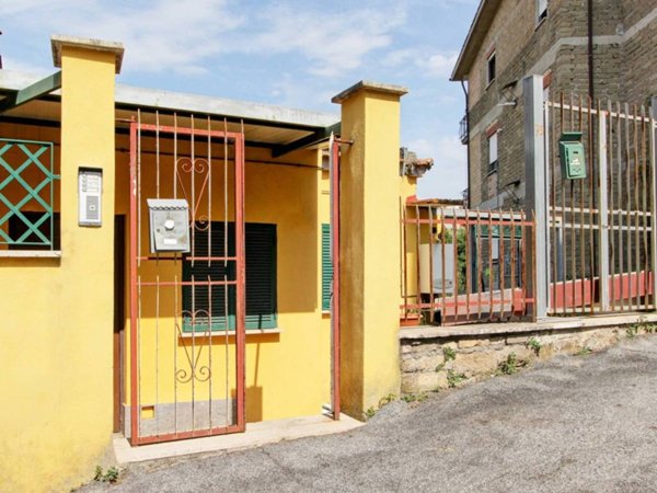 appartamento in vendita a Roma in zona Labaro