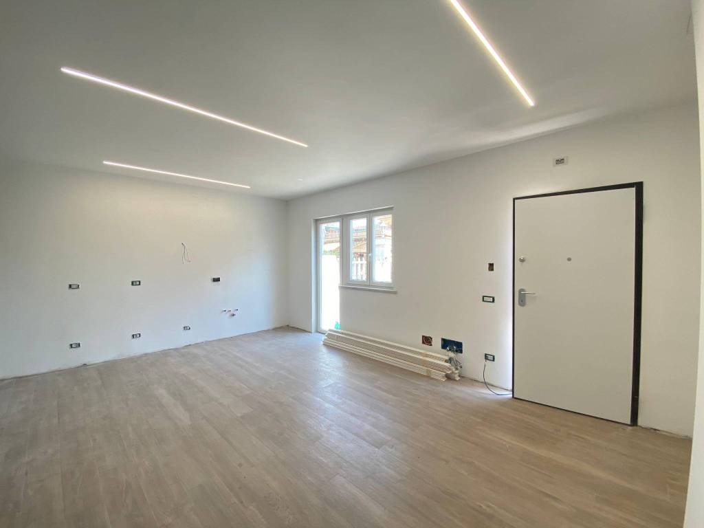 appartamento in vendita a Roma in zona Romanina