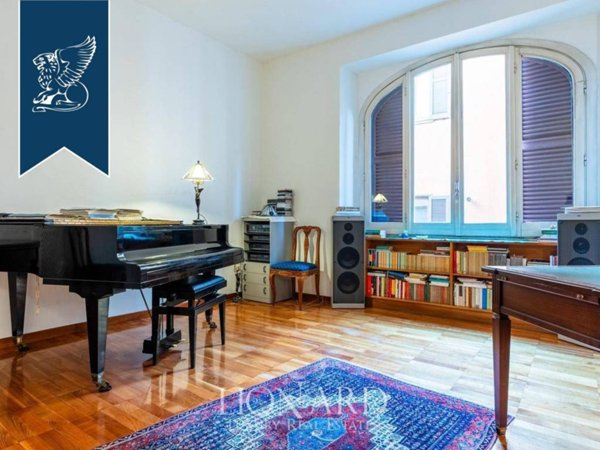 appartamento in vendita a Roma in zona Parione/Sant'Eustachio