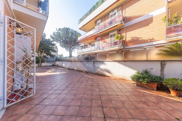 appartamento in vendita a Roma in zona Portuense