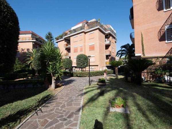 appartamento in vendita a Roma in zona Gianicolense