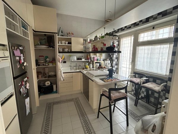 appartamento in vendita a Roma in zona Appio Latino