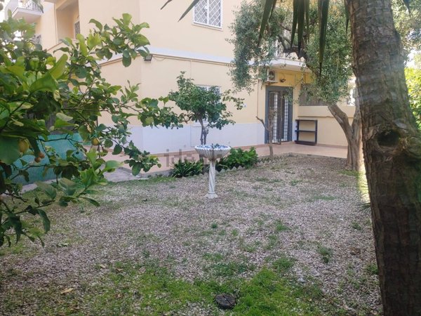 appartamento in vendita a Roma in zona Ostia