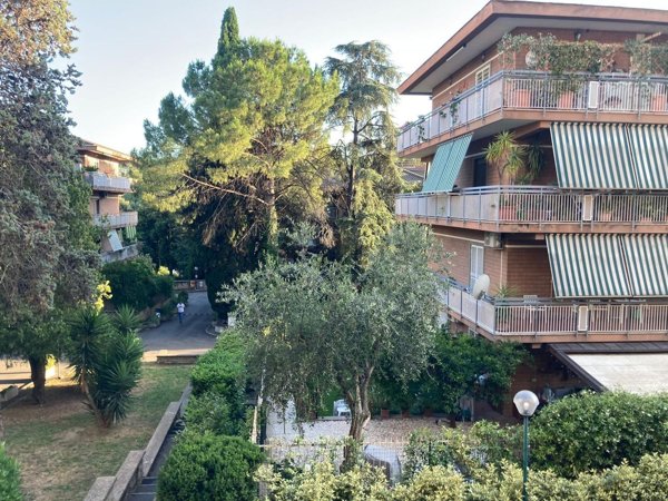 appartamento in vendita a Roma in zona Portuense