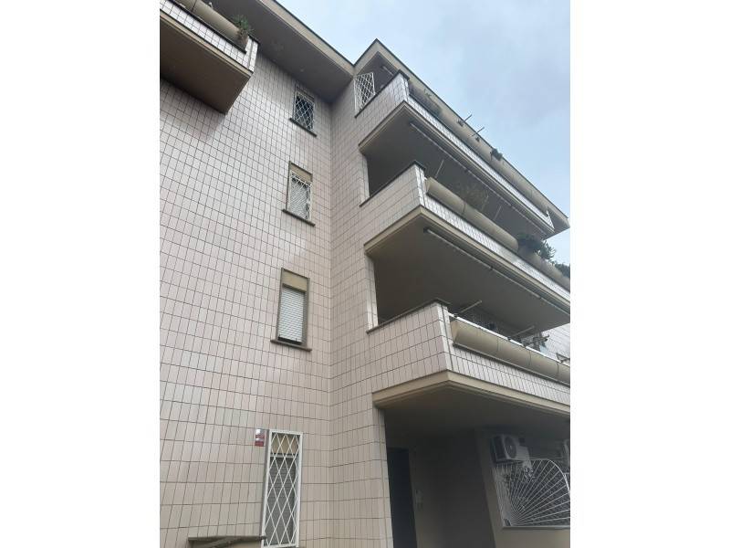 appartamento in vendita a Roma in zona Tor di Quinto