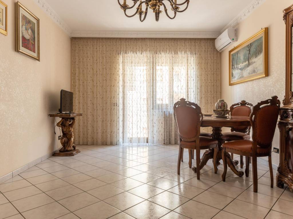 appartamento in vendita a Roma in zona Prenestino-Centocelle