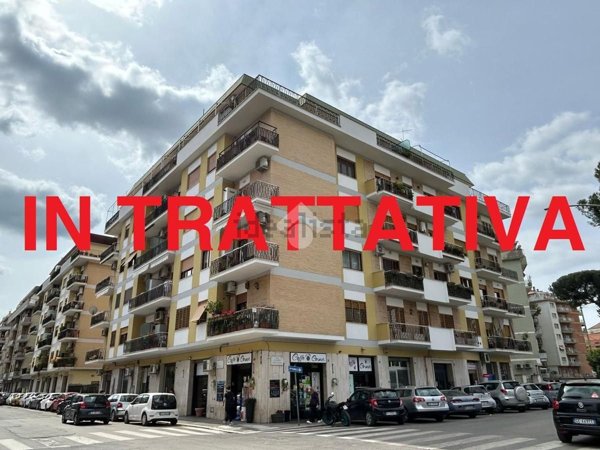 appartamento in vendita a Roma in zona Tuscolano