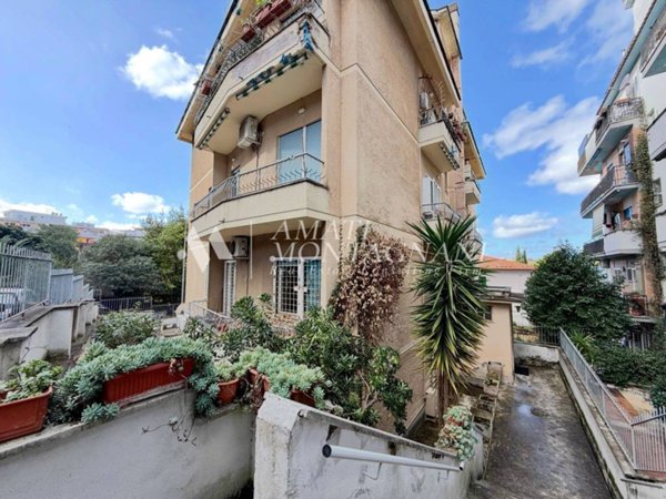 appartamento in vendita a Roma in zona Trionfale