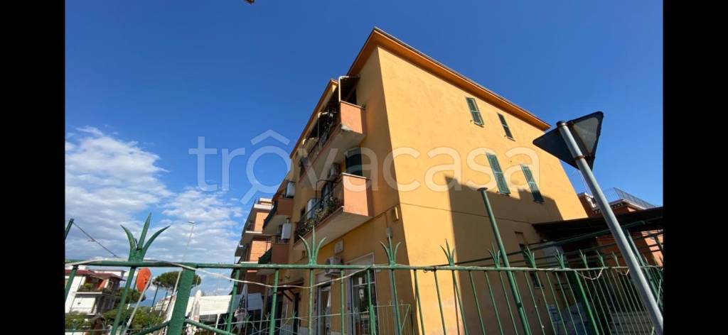 appartamento in vendita a Roma in zona Tor Sapienza