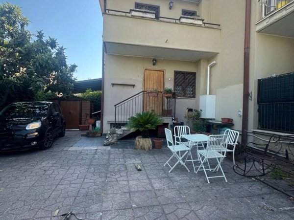 casa indipendente in vendita a Roma in zona Romanina