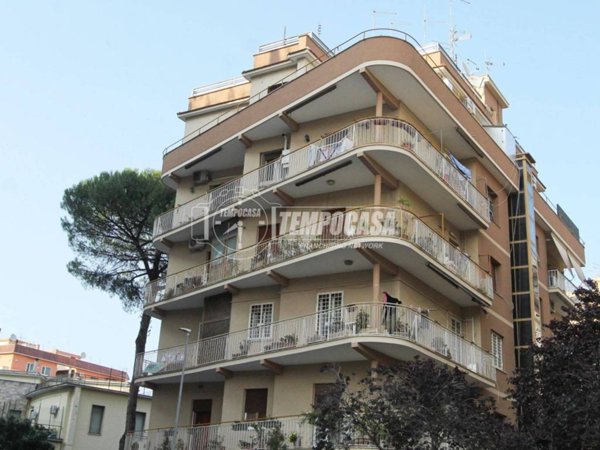 appartamento in vendita a Roma in zona Prenestino-Centocelle