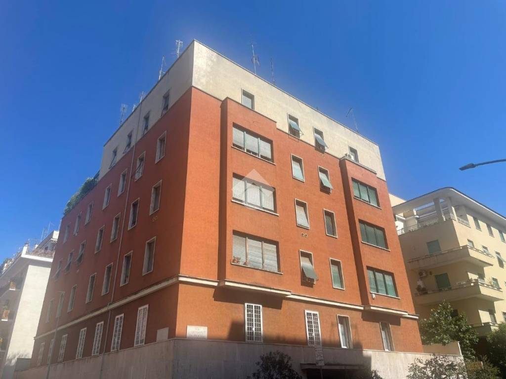 appartamento in vendita a Roma in zona Nomentano