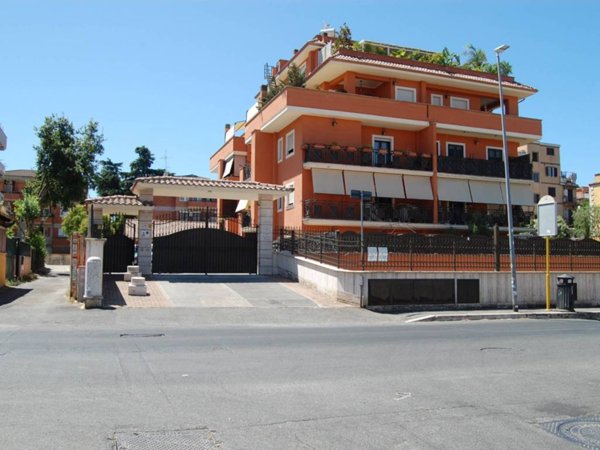 appartamento in vendita a Roma in zona Alessandrino