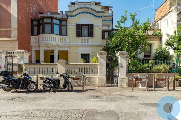 appartamento in vendita a Roma in zona Prenestino-Labicano