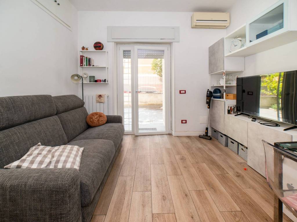 appartamento in vendita a Roma in zona Primavalle