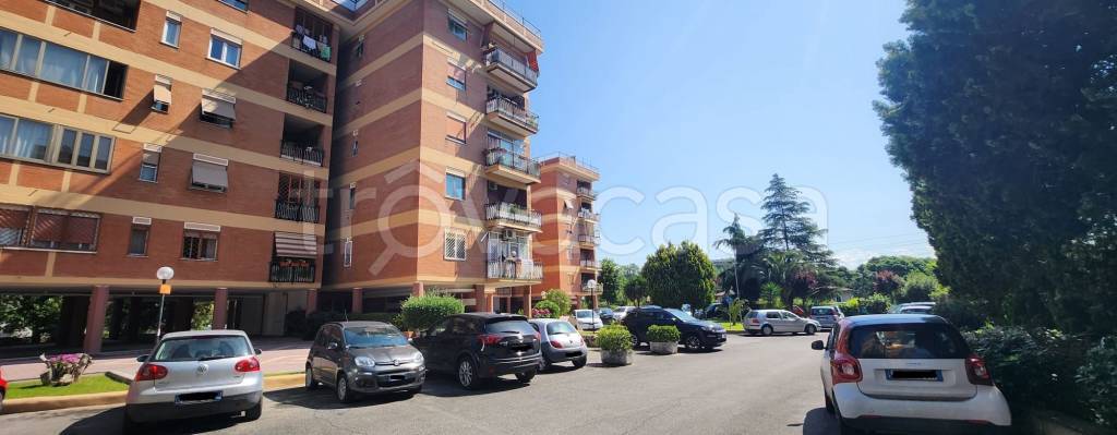 appartamento in vendita a Roma in zona Alessandrino