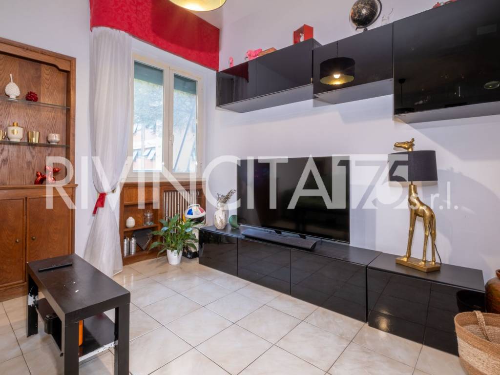 appartamento in vendita a Roma in zona Prenestino-Labicano