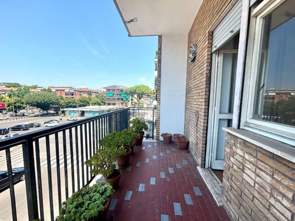 appartamento in vendita a Roma in zona Gianicolense