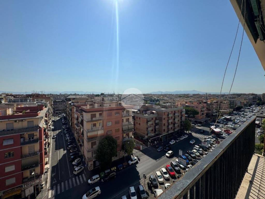 appartamento in vendita a Roma in zona Prenestino-Centocelle