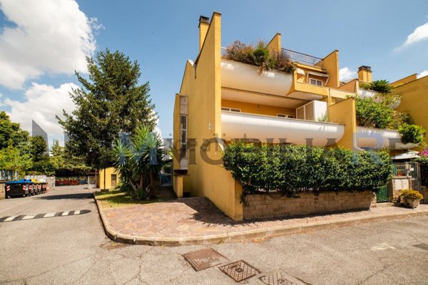 quadrivano in vendita a Roma in zona Portuense