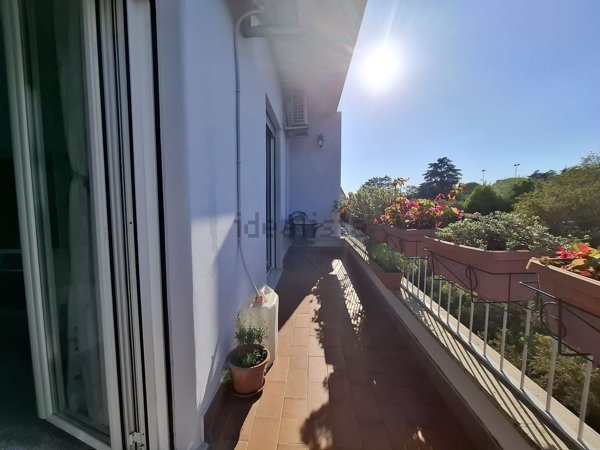 appartamento in vendita a Roma in zona Ardeatino