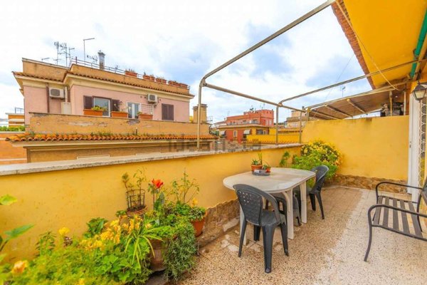 appartamento in vendita a Roma in zona Aurelio