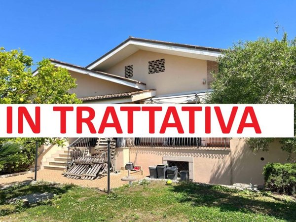 appartamento in vendita a Roma in zona Infernetto