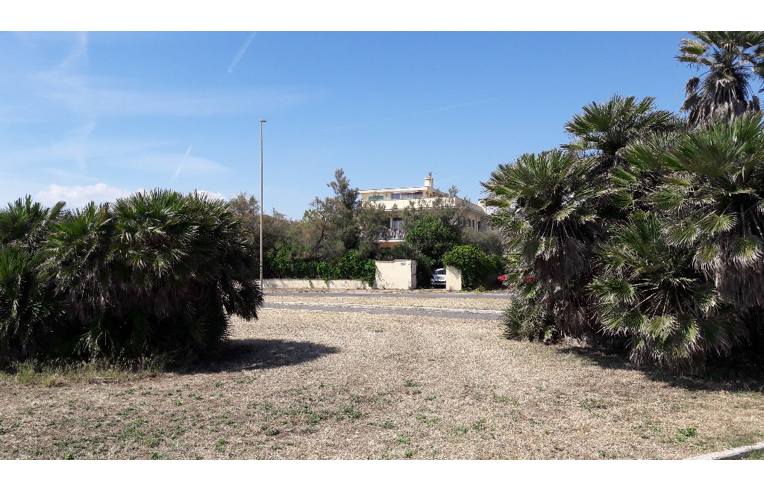 casa indipendente in vendita a Roma in zona Ostia