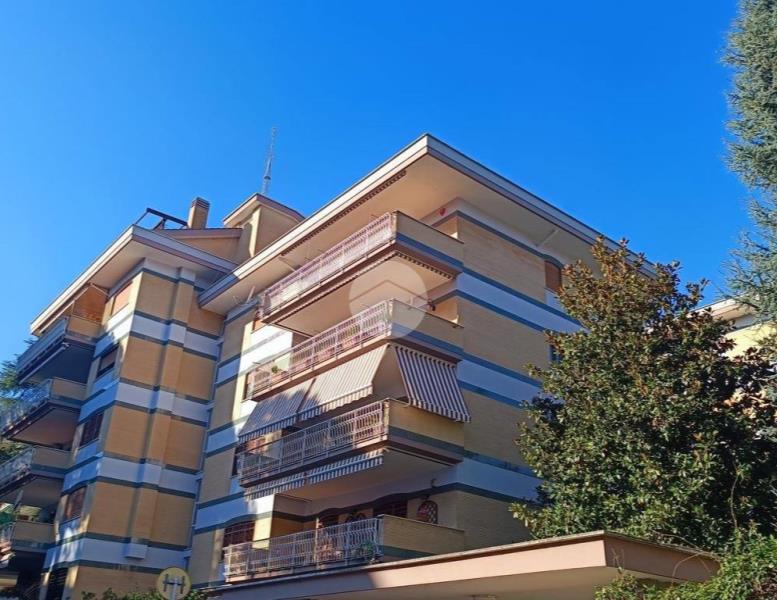 appartamento in vendita a Roma in zona Monte Sacro/Talenti