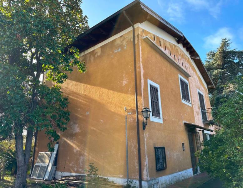 casa indipendente in vendita a Roma in zona Acilia