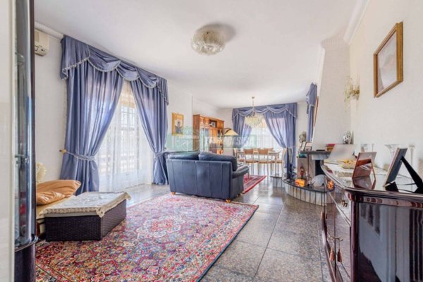 appartamento in vendita a Roma in zona Castel di Leva