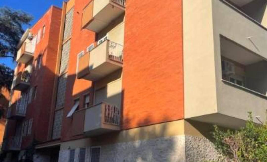 appartamento in vendita a Roma in zona EUR
