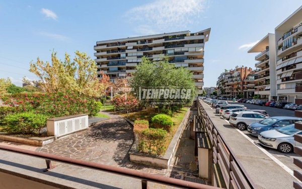 appartamento in vendita a Roma in zona Torrino