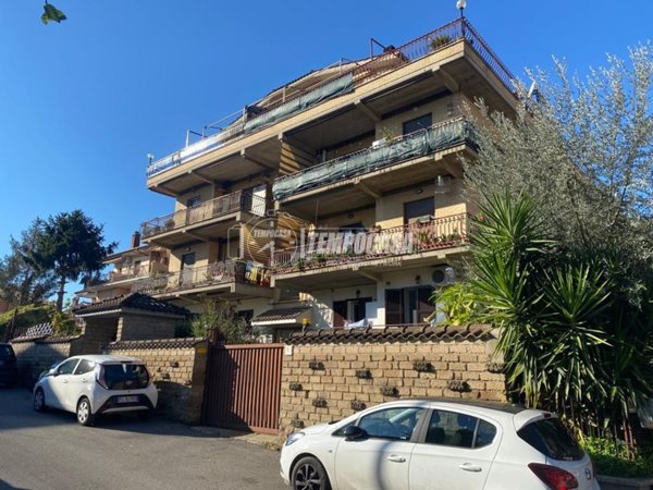 appartamento in vendita a Roma in zona Ottavia