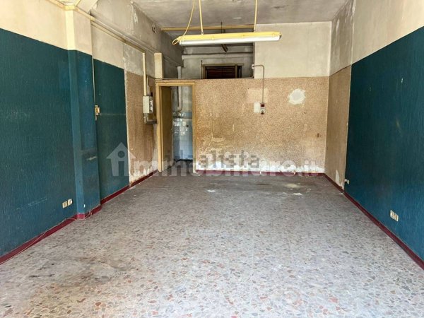 ufficio in vendita a Roma in zona Romanina