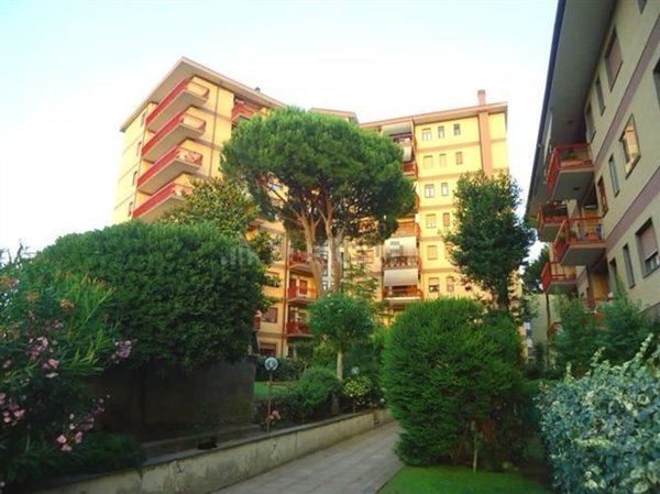 appartamento in vendita a Roma in zona Axa