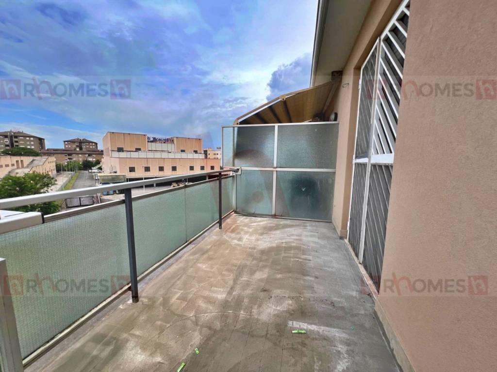 appartamento in vendita a Roma in zona Torre Maura