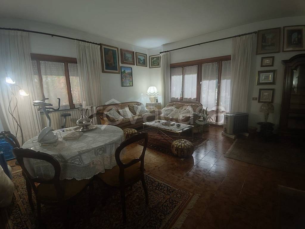 appartamento in vendita a Roma in zona Casalotti