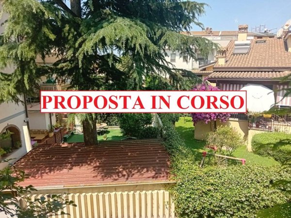 appartamento in vendita a Roma in zona Massimina/Casal Lumbroso
