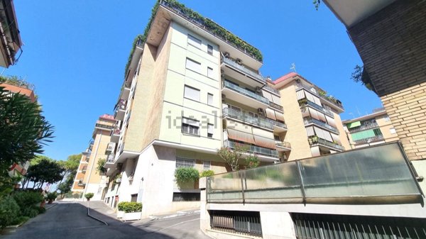 appartamento in vendita a Roma in zona Portuense
